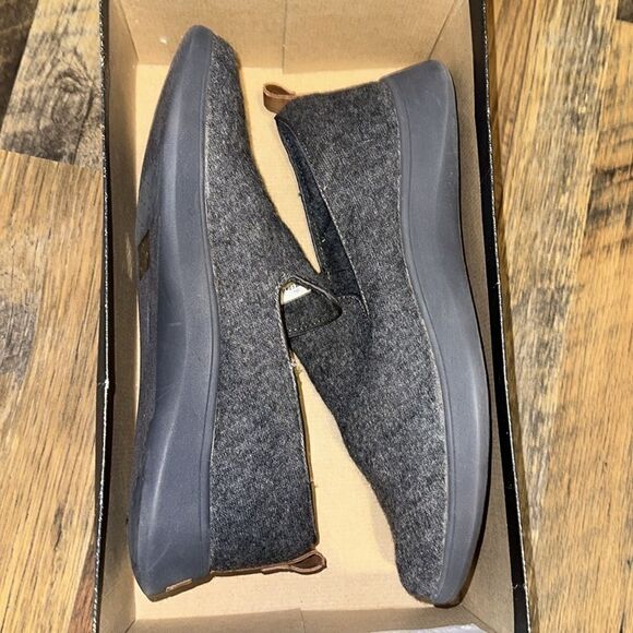 DR SCHOLLS Gray Moisture Wicking Cushioned Free Step & Go Slip On Flat Shoes Sz9 - Picture 15 of 16